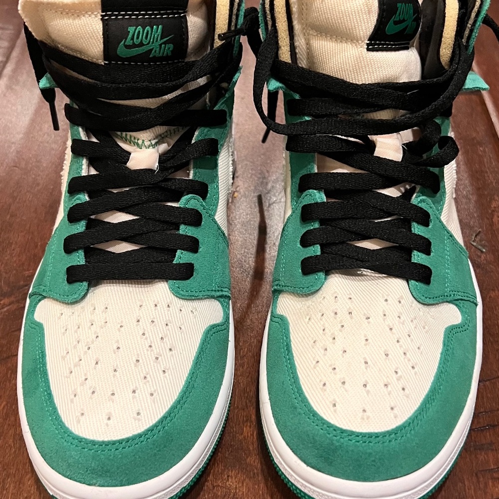 Nike Air Jordan 1
